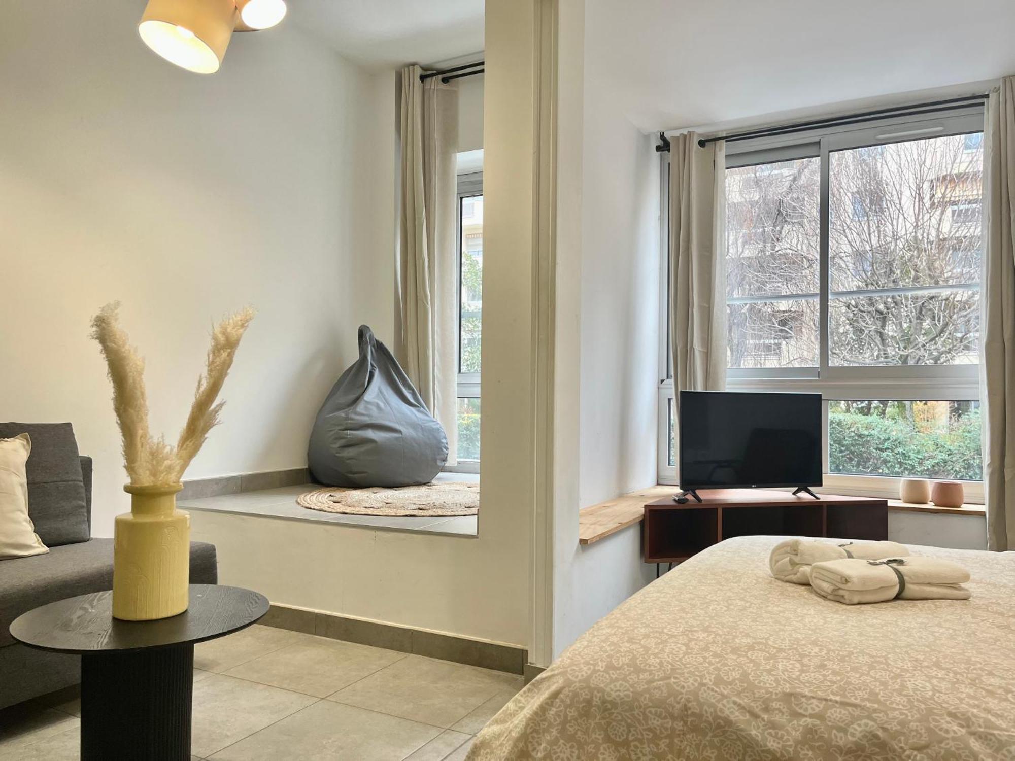 ליון Suite Danbury מראה חיצוני תמונה