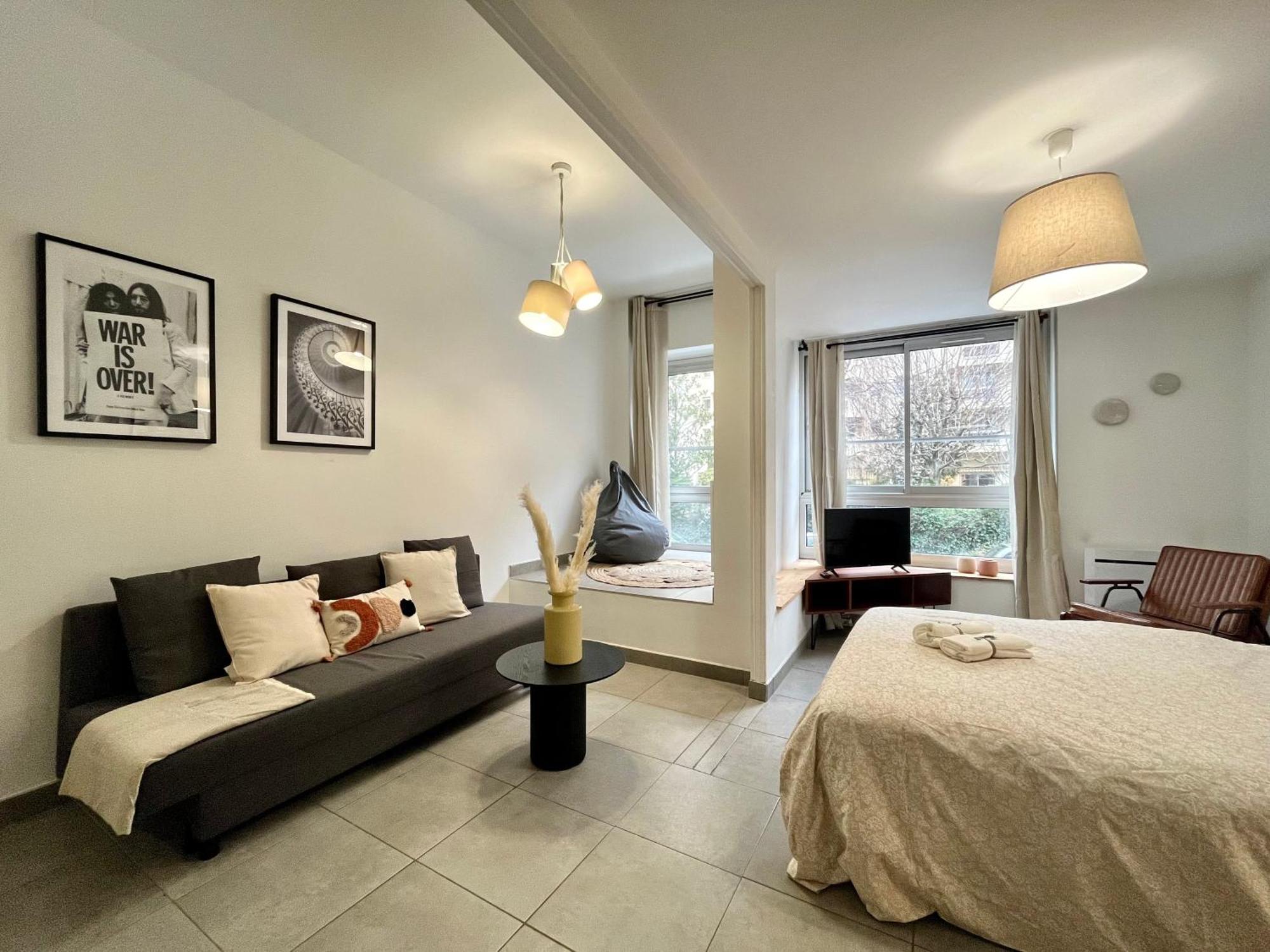 ליון Suite Danbury מראה חיצוני תמונה