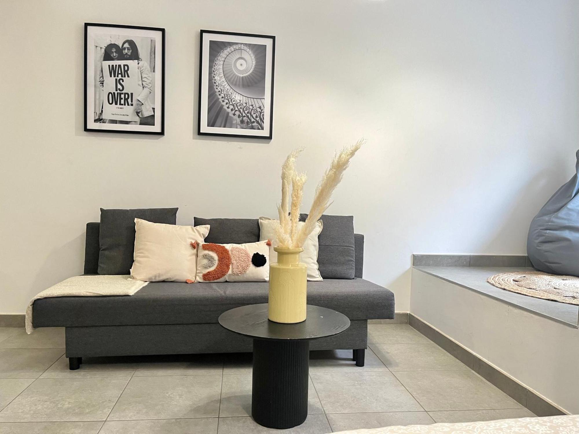 ליון Suite Danbury מראה חיצוני תמונה